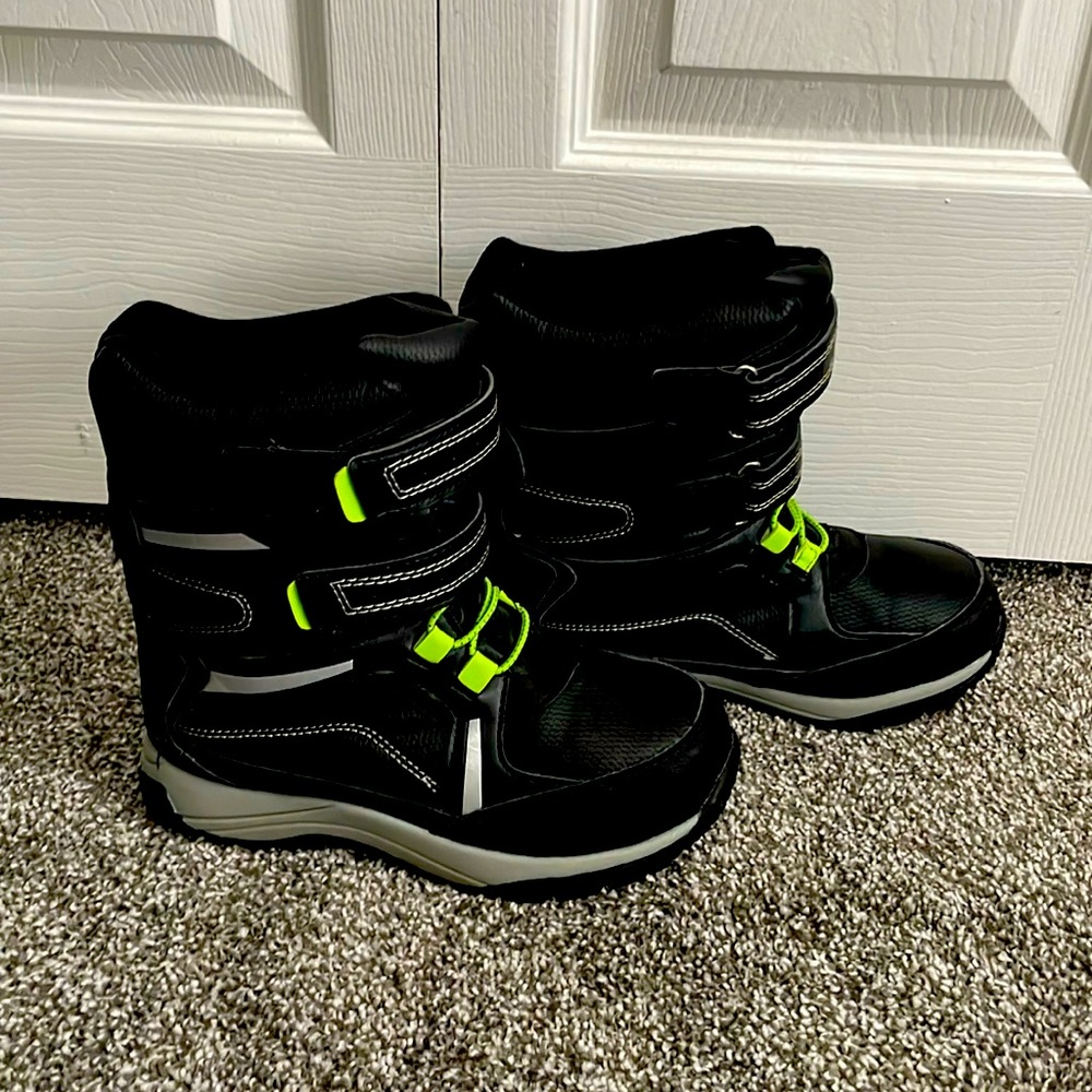 Boys Totes Boots